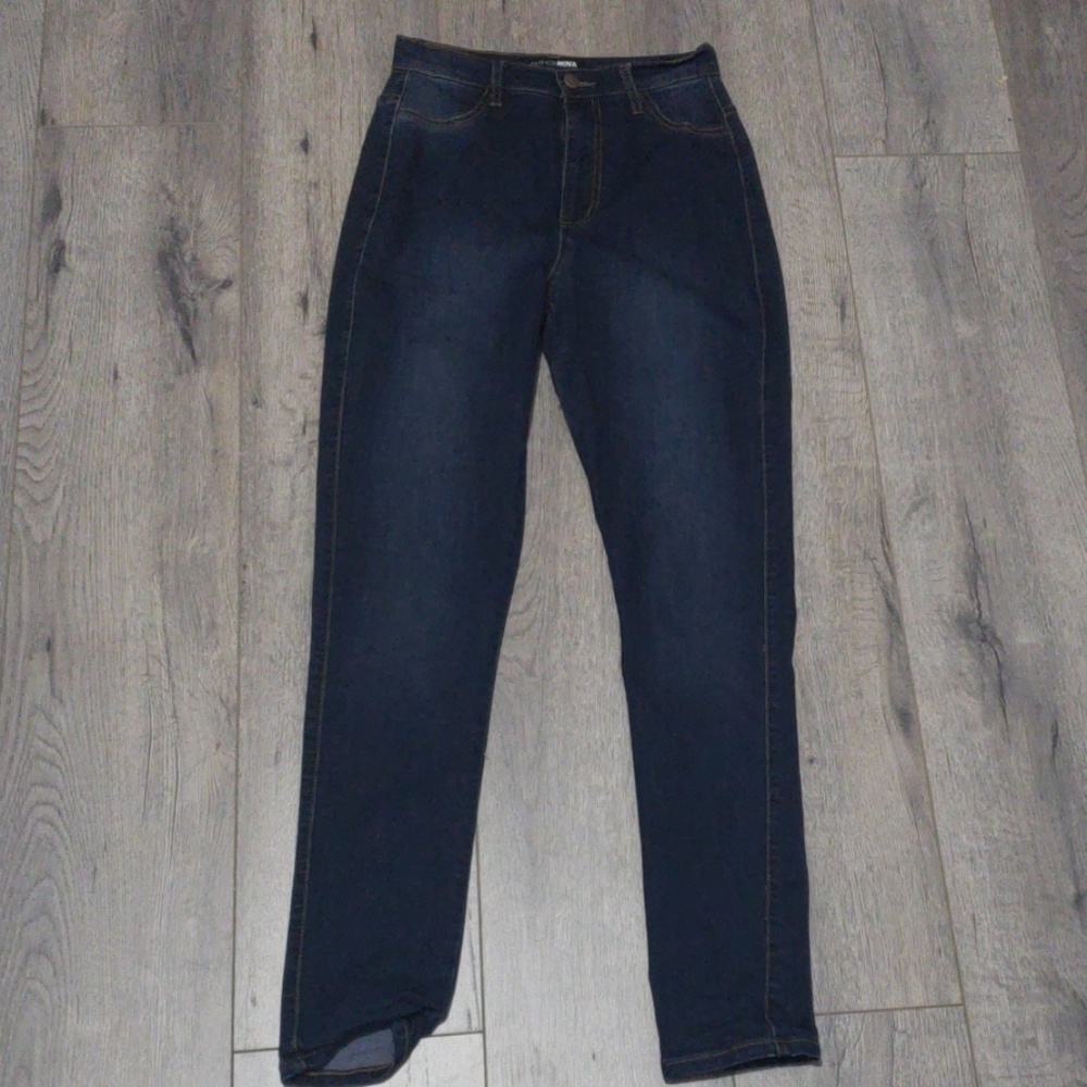Fashion Nova high waisted jeans